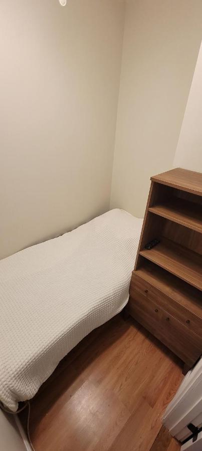Private Bedroom Near ボストン エクステリア 写真